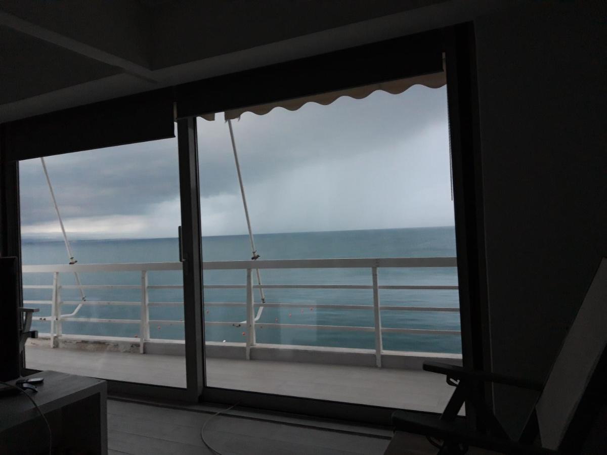 Blue Bliss Apartment Loutraki  Luaran gambar